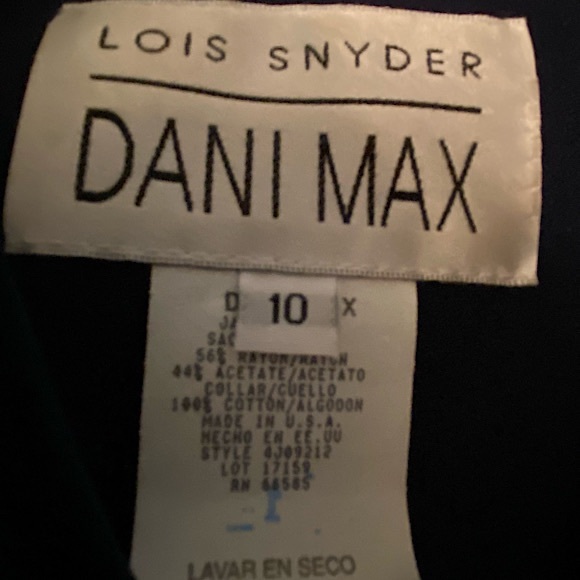 DANI MAX Velvet Collar Dressy Jacket & Skirt Suit Set - Picture 10 of 11